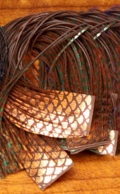 Hareline Dubbin-Senyo's Fusion Foil Legs-Copper Green